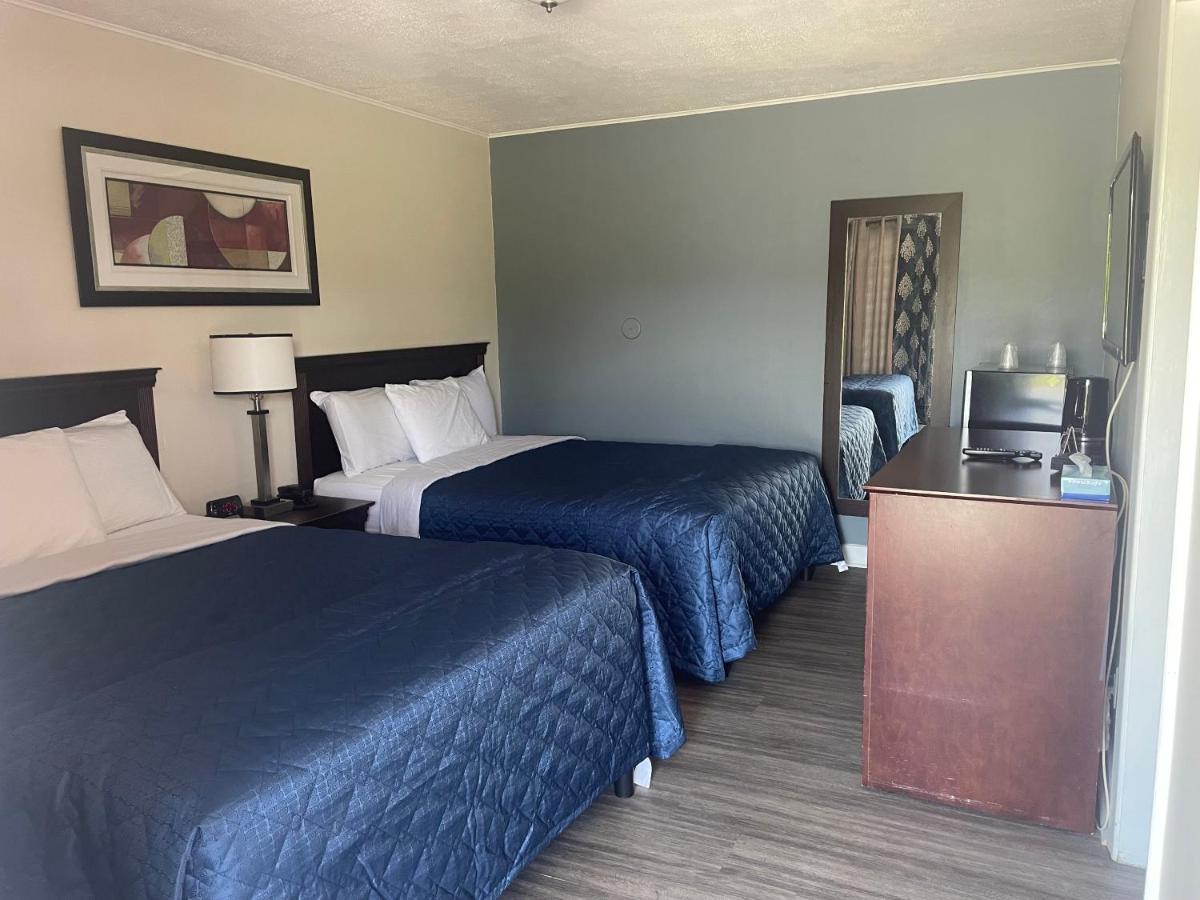 Nites Inn Motel コーンウォール エクステリア 写真